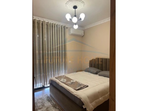 Tirane, jepet me qera apartament 1+1+Post Parkimi Kati 2, 58 m² 600 € (Kompleksi ASL2)