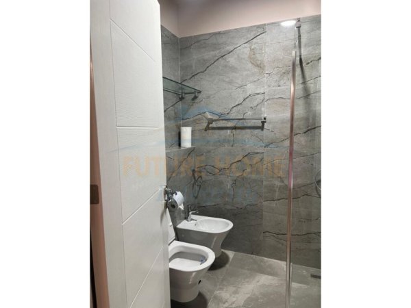 Tirane, jepet me qera apartament 1+1+Post Parkimi Kati 2, 58 m² 600 € (Kompleksi ASL2)