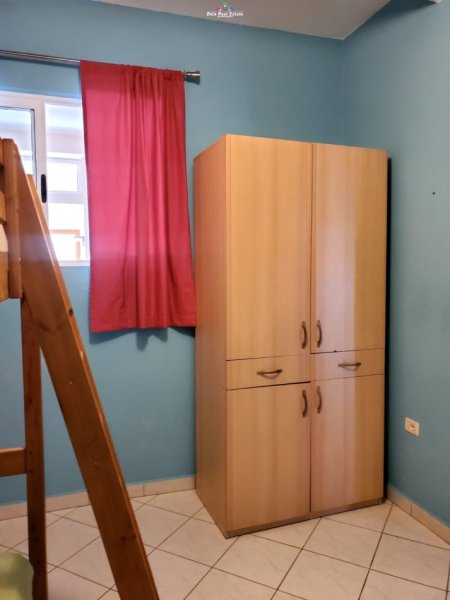 Tirane, jepet me qera Vile 2+1 Kati 2, 140 m² 500 € (selite)