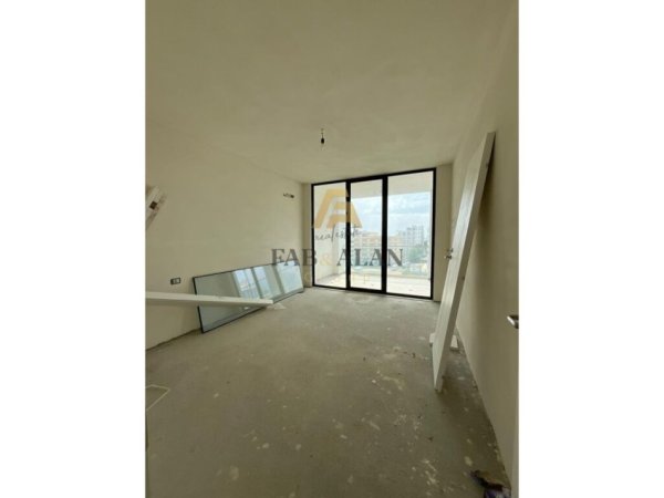 Lezhe Shengjin, shitet apartament 1+1 Kati 5, 70 m² 70.000 € (Shengjin)