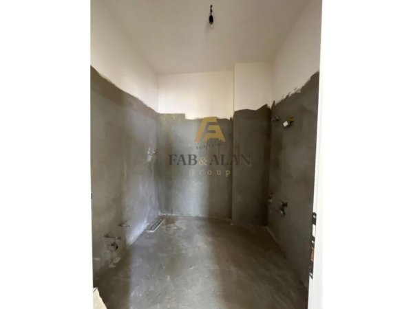 Lezhe Shengjin, shitet apartament 1+1 Kati 5, 70 m² 70.000 € (Shengjin)