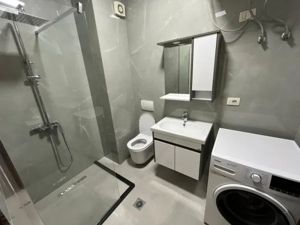Tirane, shes apartament 2+1+Aneks+Ballkon Kati 4, 112 m² 269.000 € (KIKA 2 , KOMUNA PARISIT)