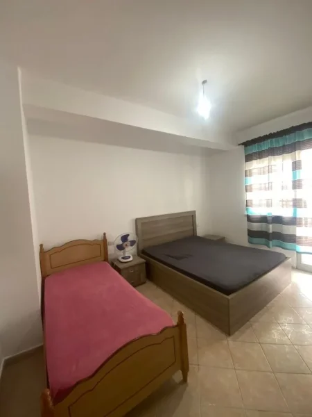 Tirane, jepet me qera apartament 2+1 Kati 6, 98 m² 600 € (Rr. Dibres)