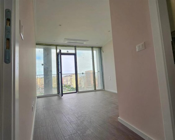 Tirane, jepet me qera apartament 2+1+Ballkon Kati 6, 136 m² 1.300 € (Diga e Liqenit)
