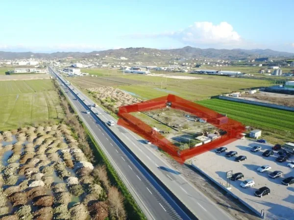 Durres, shitet toke , 3.700 m² 370.000 € (Autostrada Tirane-Durres)