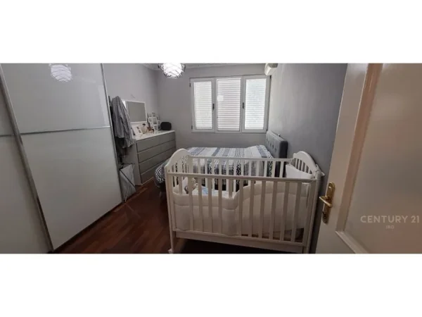 Tirane, shes apartament 2+1+2+POST PARKIMI , 145 m² 449.000 € (Ish Blloku)