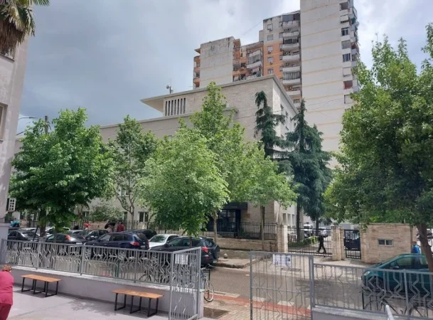 Tirane, shitet ambjent biznesi Kati 1, 53 m² 250.000 €
