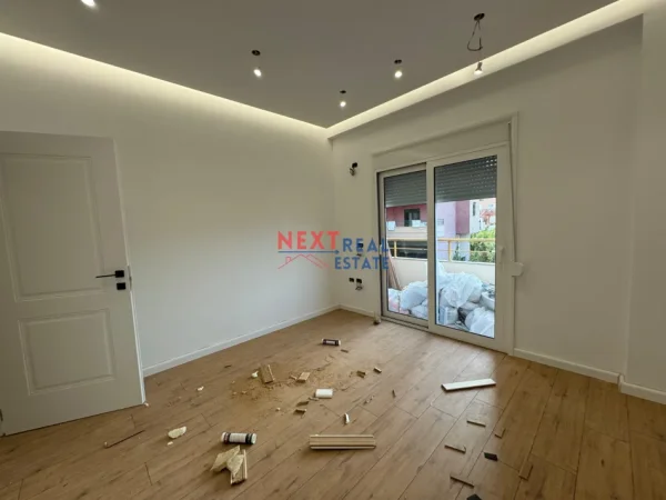 REZERVO PRONEN VETEM ME 500€! Vlore, shitet apartament 1+1+Ballkon , 82 m² 145.000 € (LUNGOMARE)