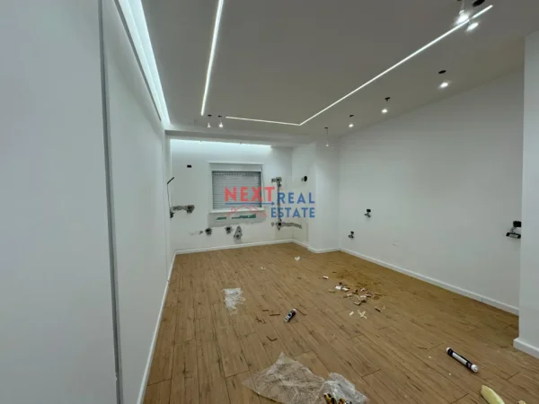 REZERVO PRONEN VETEM ME 500€! Vlore, shitet apartament 1+1+Ballkon , 82 m² 145.000 € (LUNGOMARE)