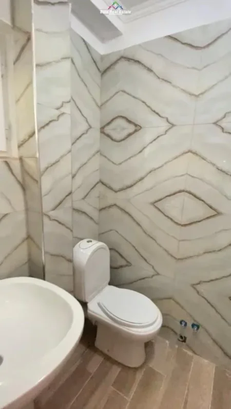 Tirane, shes apartament 2+1 Kati 2, 83 m² 96.000 € (fresk)