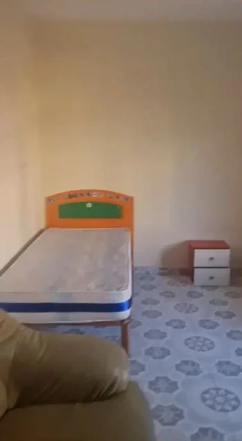 Tirane, jepet me qera apartament 3+1 Kati 2, 96 m² 400 € (Ali Demi)