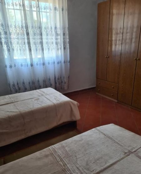 Tirane, jepet me qera apartament 1+1 Kati 1, 80 m² 298 € (Stacion treni)