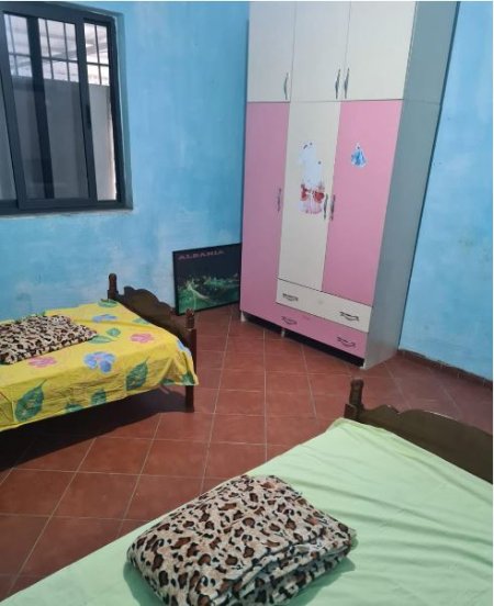 Tirane, jepet me qera apartament 1+1 Kati 1, 80 m² 298 € (Stacion treni)