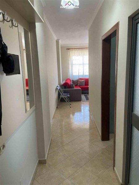 Tirane, jepet me qera apartament 1+1 Kati 6, 50 m² 400 € (5 maji)