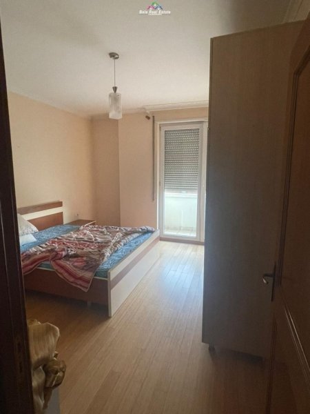 Tirane, jepet me qera apartament 1+1 Kati 6, 75 m² 550 € (qender)