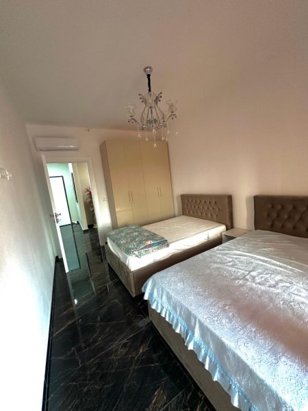 Tirane, jepet me qera apartament 2+1 Kati 6, 122 m² 40 € (porcelan)
