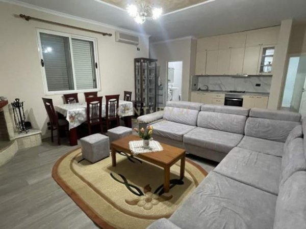 Tirane, jepet me qera apartament 2+1+A+BLK Kati 1, 130 m² 500 Euro (Liqeni i Thate)
