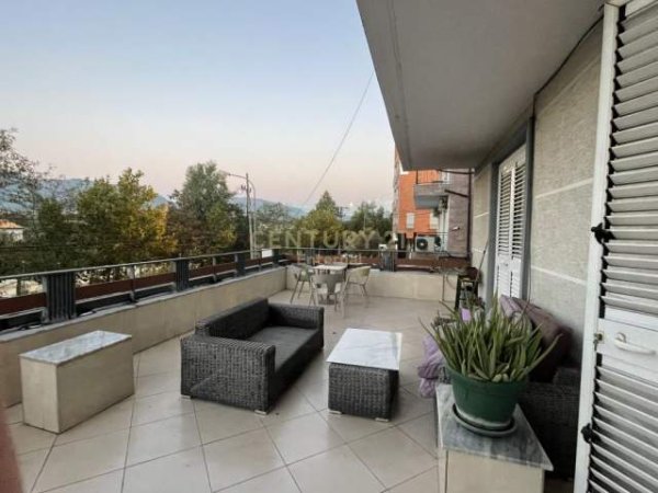 Tirane, jepet me qera apartament 2+1+A+BLK Kati 1, 130 m² 500 Euro (Liqeni i Thate)