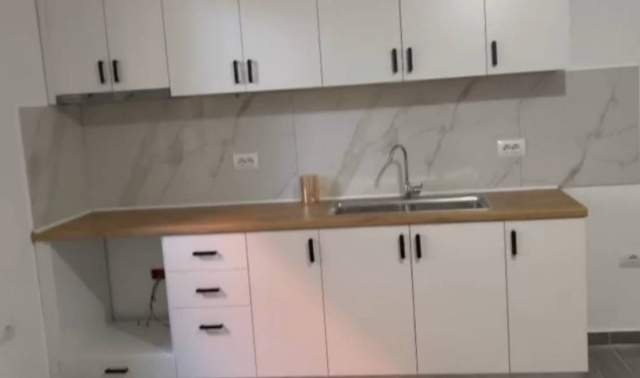 Tirane, jepet me qera apartament 1+1 Kati 1, 60 m² 35.000 Leke (rruga durresit)