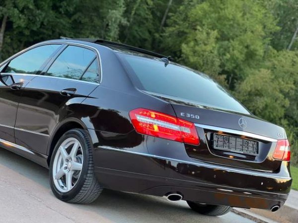 shes Mercedes-Benz MERCEDES E 350 - PANORAMA - SUPER FULL Viti 2010,