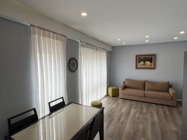 Tirane, jepet me qera apartament 2+1+BLK Kati 6, 80 m² 500 Euro (Frosina Plaku)