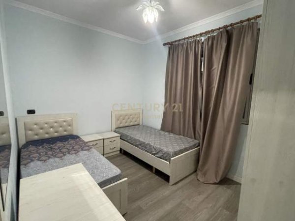 Tirane, jepet me qera apartament 2+1+A+BLK Kati 1, 130 m² 500 Euro (Liqeni i Thate)