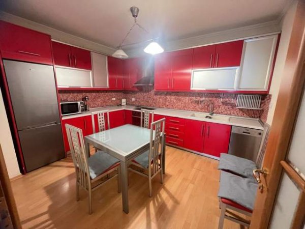 Tirane, jepet me qera apartament 2+1+BLK Kati 4, 100 m² 650 Euro (ibrahim rrugova)