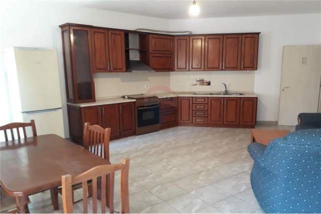 Tirane, jepet me qera apartament 1+1+BLK Kati 2, 69 m² 370 Euro (Liqeni i Thate)