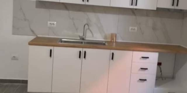 Tirane, jepet me qera apartament 1+1+BLK Kati 1, 60 m² 35.000 Leke (dritan hoxha)