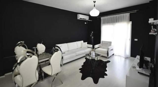 Tirane, jepet me qera apartament Kati 7, 100 m² 500 Euro (VILAT L)