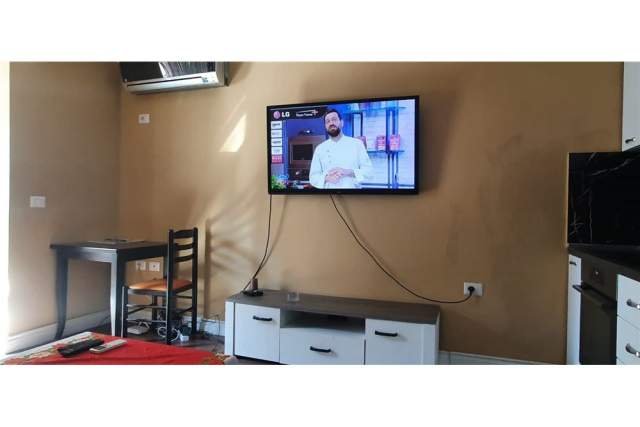 Tirane, jepet me qera apartament 1+1+BLK Kati 4, 55 m² 400 Euro (Abdyl Frasheri)