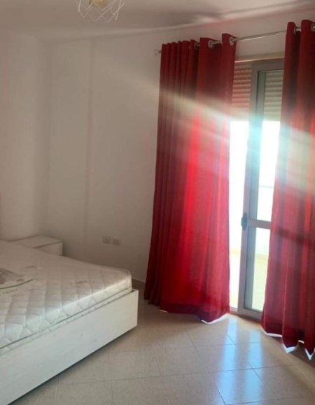 Tirane, jepet me qera apartament 2+1+BLK Kati 5, 104 m² 380 Euro (fresk)