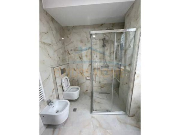 Tirane, jepet me qera apartament 1+1+A+BLK Kati 0, 60 m² 500 Euro (Ish Parku i Autobuzeve) PARK27604