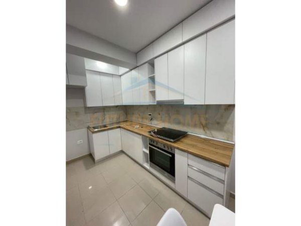 Tirane, jepet me qera apartament 1+1+A+BLK Kati 0, 60 m² 500 Euro (Ish Parku i Autobuzeve) PARK27604