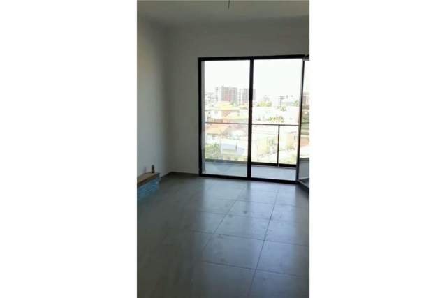 Tirane, jepet me qera zyre Kati 3, 95 m² 550 Euro (RRUGA NDRE MJEDA)