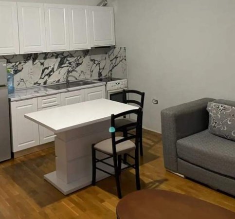 Tirane, jepet me qera apartament 3+1+BLK Kati 3, 80 m² 400 Euro (QYTETI NXENESVE)