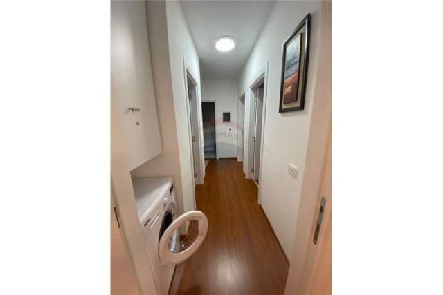 Tirane, jepet me qera apartament 2+1 Kati 6, 100 m² 600 Euro (21 dhjetori)