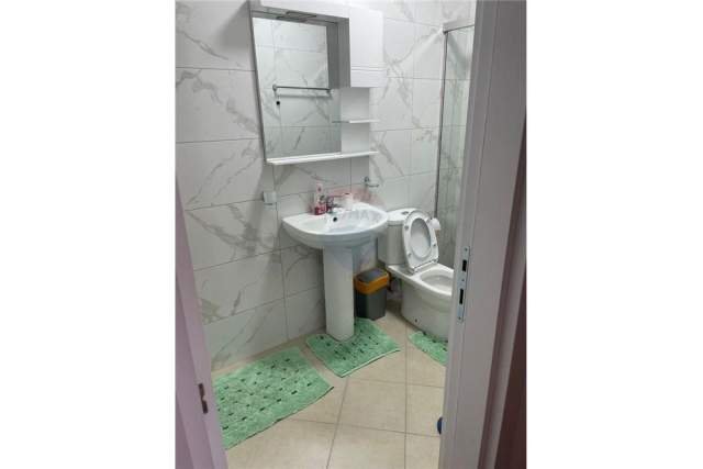 Tirane, jepet me qera apartament 2+1 Kati 5, 100 m² 650 Euro (21 Dhjetori)