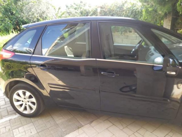 Tirane, shes makine Citroen C4 Picasso Viti 2006, 3.800 Euro