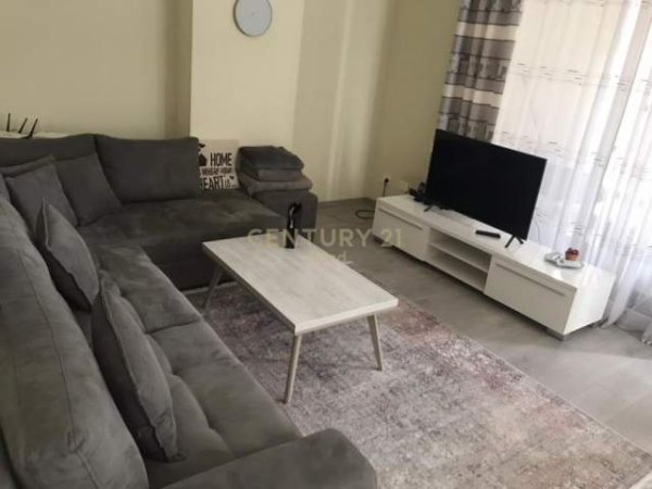 Tirane, jepet me qera apartament 2+1+A+BLK Kati 2, 100 m² 500 Euro (Kodra e Diellit)