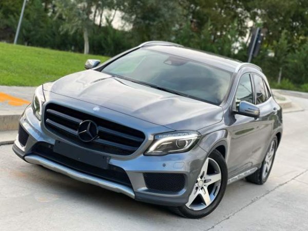 shes Mercedes-Benz MERCEDES GLA 220 - AMG LINE - FULL Viti 2015,
