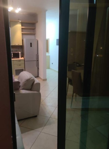 Tirane, jepet me qera apartament 2+1+BLK Kati 2, 108 m² 430 Euro (ferit xhajko)