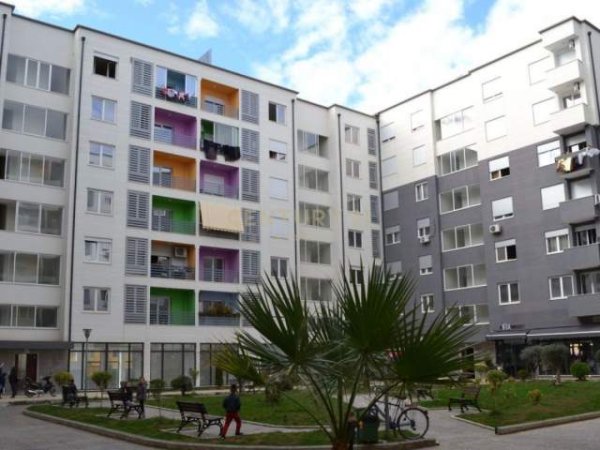 KOMPLEKSI XHURA ,SHITET APARTAMENT 1+1! Kati 4, 67 m² 77.000 Euro