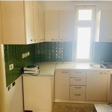 Tirane, jepet me qera Vile 1 Katshe Kati 1, 119 m² 600 € (21 DHJETORI)