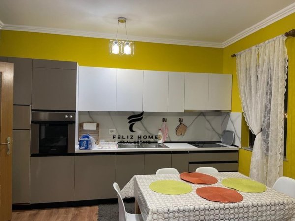 Tirane, jepet me qera apartament 2+1 Kati 1, 103 m² 550 € (ISH RESTORANT DURRESI)