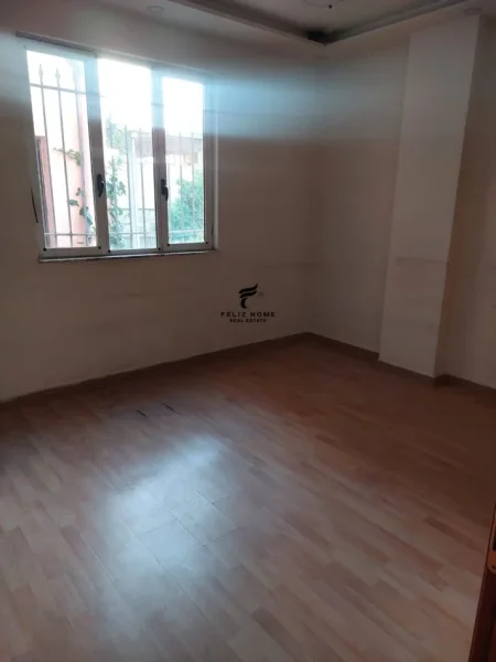 Tirane, jepet me qera zyre Kati 2, 70 m² 600 € (ZOGU I ZI)