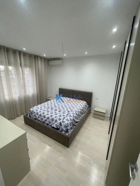 Tirane, jap me qera apartament 1+1+Aneks+Ballkon Kati 3, 64 m² (1+1 per qira te Rruga Bardhyl)