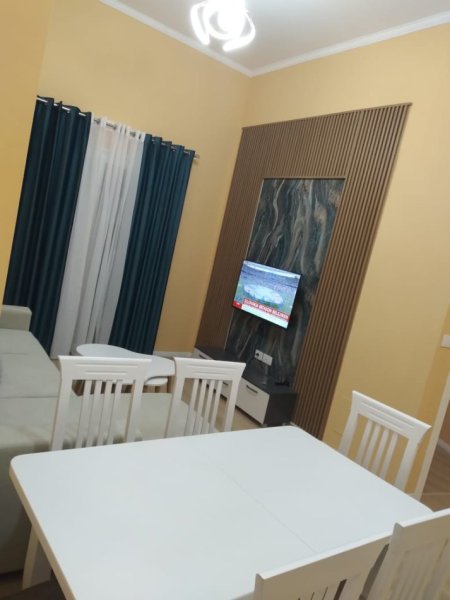 Tirane, jepet me qera apartament 2+1+Ballkon Kati 0, 94 m² 570 € (KODRA E DIELLIT)