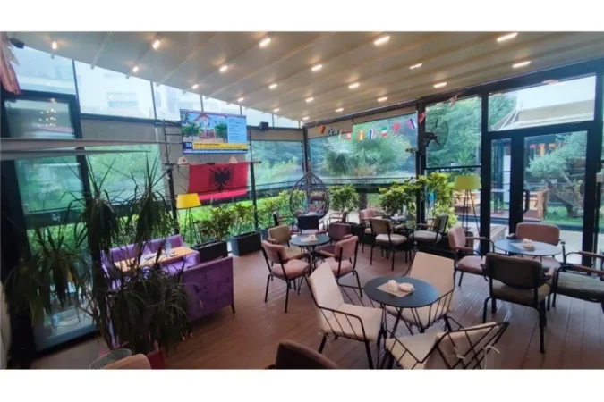 Tirane, shitet lokal Kati 0, 100 m² 365.000 € (Astir)