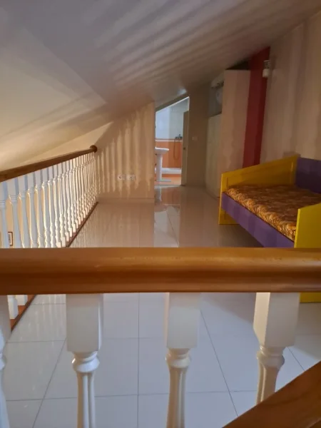 Shqiperi, jepet me qera apartament duplex 2+1+Ballkon Kati 4, 110 m² 450 € (LIQENI I THATE)